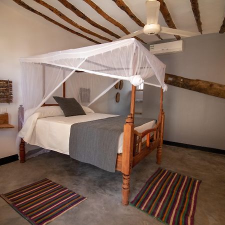 Nest Style Beach Hotel Zanzibar Makunduchi Eksteriør bilde