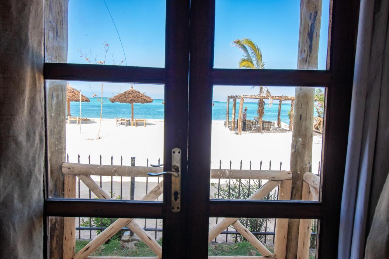 Nest Style Beach Hotel Zanzibar Makunduchi Eksteriør bilde