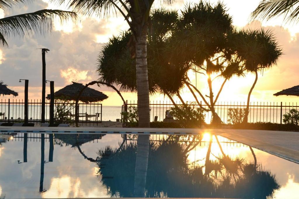 Nest Style Beach Hotel Zanzibar Makunduchi Eksteriør bilde